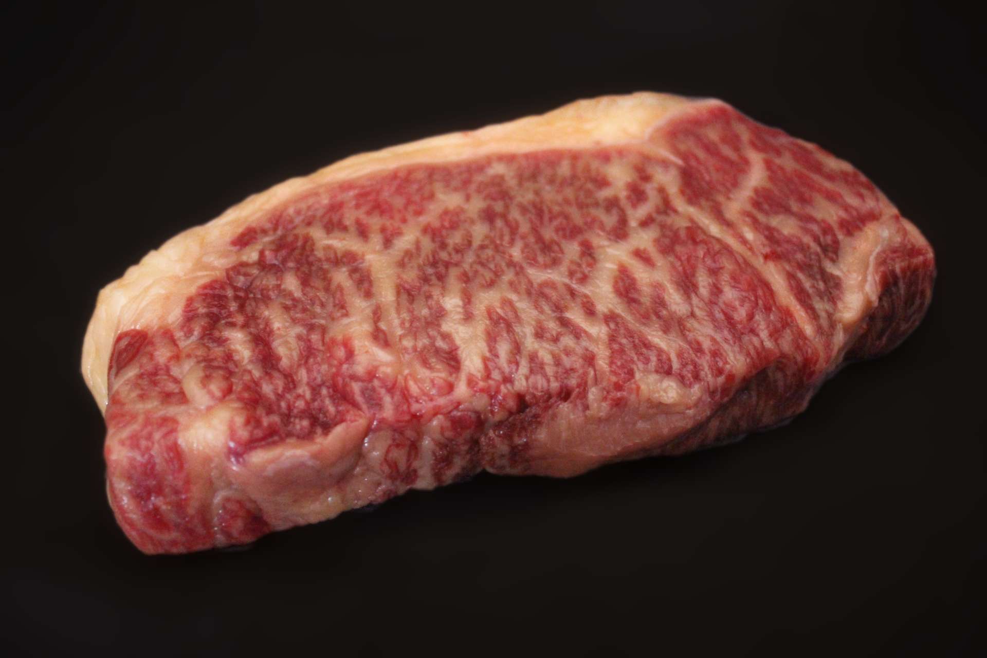 TAJIMA WAGYU OCHSEN- DRY AGED RUMPSTEAK | Wagyu Bude